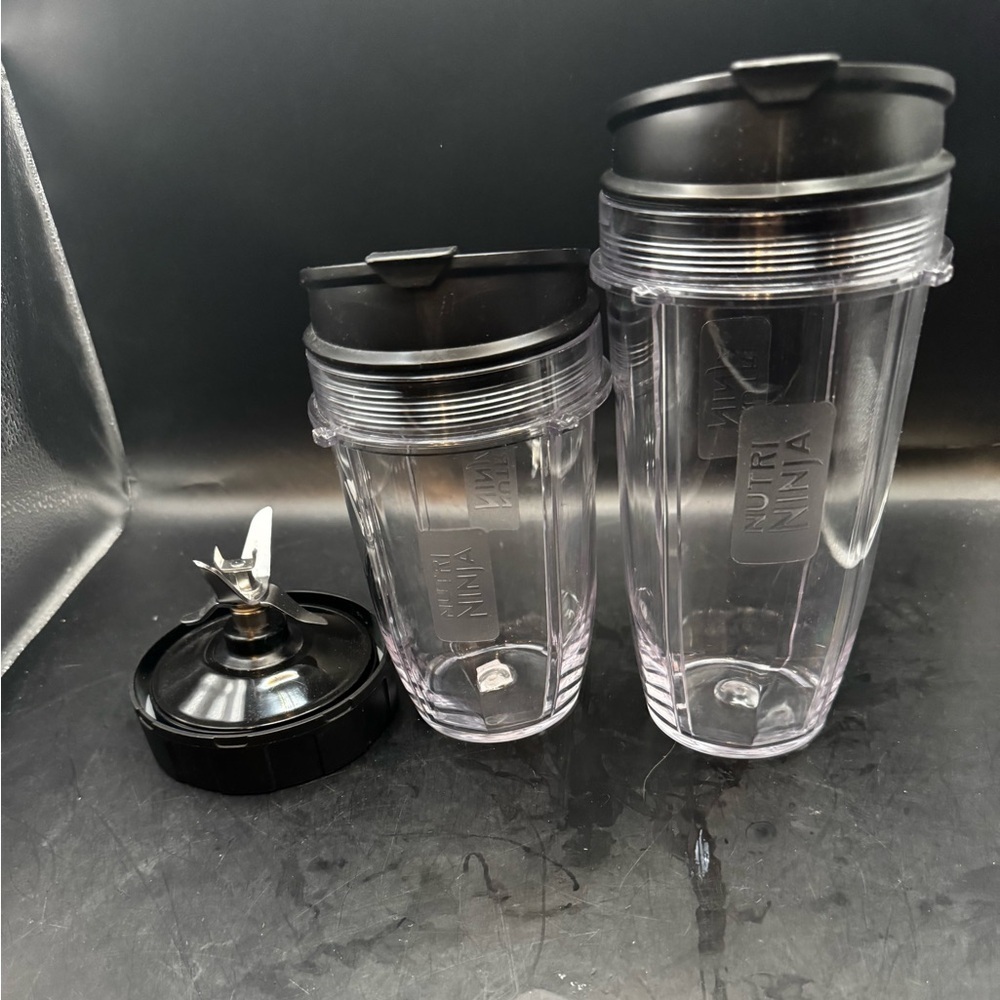 3 Nutri Ninja Replacement To-Go Cups W/Lids 18 Oz & 24oz Cups & Blade Assembly